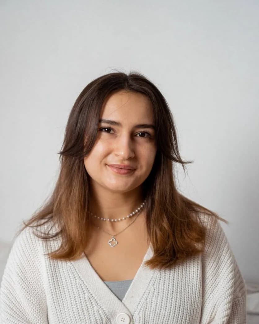 Альона Дрібна — Senior teacher